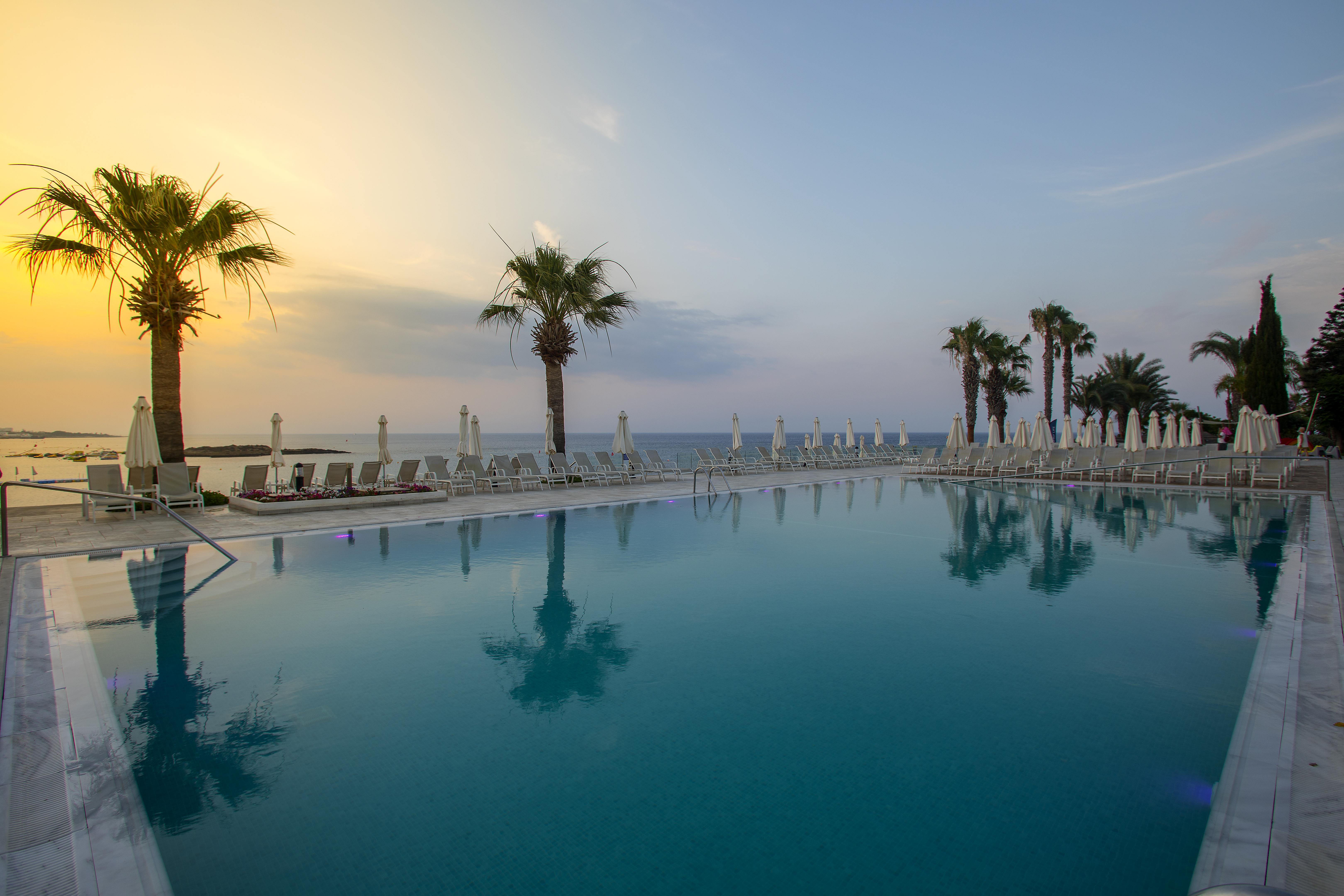 Nausicaa Beach โปรทาราส ภายนอก รูปภาพ